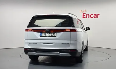 Kia Canival 2021, 103106 км, за 15926.67 USD