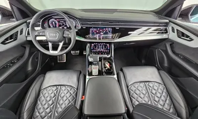 Audi Q8 2023, 30464 км, за 48772.53 USD - фото 7