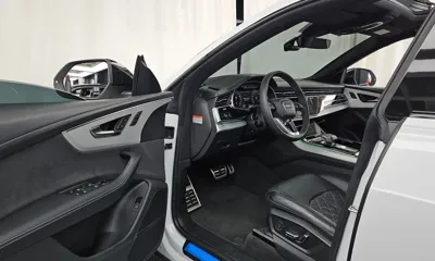 Audi Q8 2023, 30464 км, за 48772.53 USD - фото 10