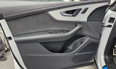 Audi Q8 2023, 30464 км, за 48772.53 USD - фото 24
