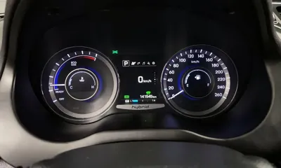 Hyundai Grandeur 2017, 141545 км, за 6144.7 USD - фото 8