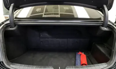 Hyundai Grandeur 2017, 141545 км, за 6144.7 USD - фото 20