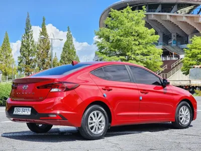Hyundai Avante 2019, 55800 км, за 7748.34 USD - фото 9