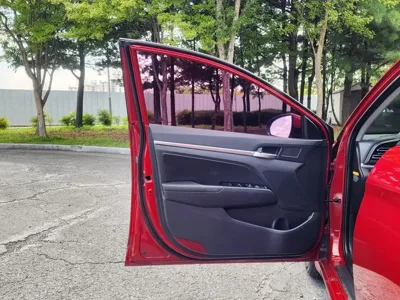 Hyundai Avante 2019, 55800 км, за 7748.34 USD - фото 11