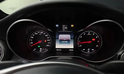 Mercedes-Benz C-Class 2017, 129184 км, за 9264.89 USD - фото 8