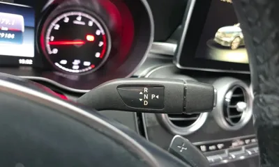 Mercedes-Benz C-Class 2017, 129184 км, за 9264.89 USD - фото 9
