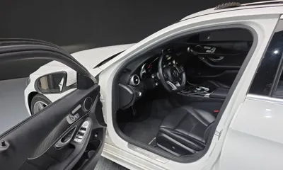 Mercedes-Benz C-Class 2017, 129184 км, за 9264.89 USD - фото 10