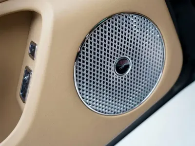 Bentley Flying Spur 2022, 66000 км, за 283690.79 USD - фото 9