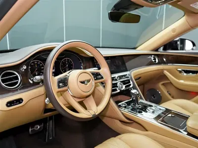 Bentley Flying Spur 2022, 66000 км, за 283690.79 USD - фото 12