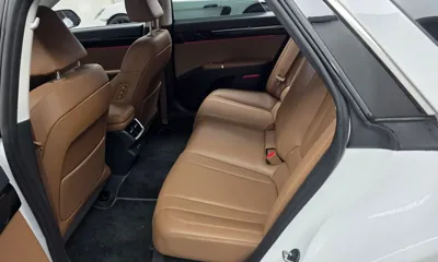 Hyundai Grandeur 2023, 49997 км, за 19404.82 USD - фото 26