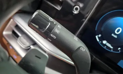 Hyundai Grandeur 2023, 49997 км, за 19404.82 USD - фото 29