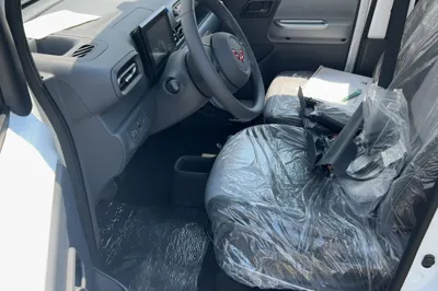 Wuling Zhiguang New Energy 2025, 100 км, за 9530 USD - фото 18