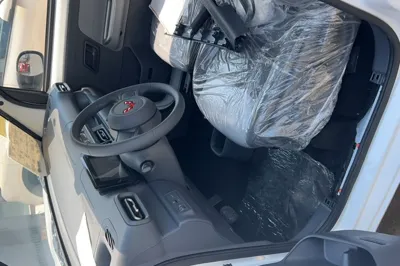 Wuling Zhiguang New Energy 2025, 100 км, за 9530 USD - фото 19