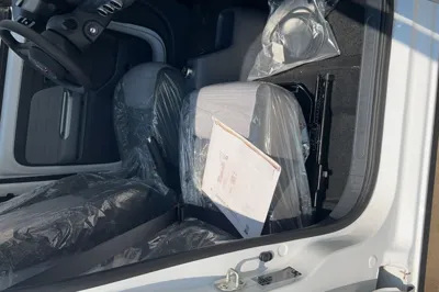 Wuling Zhiguang New Energy 2025, 100 км, за 9530 USD - фото 20