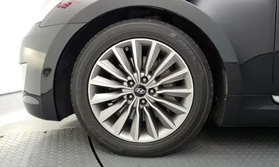 Hyundai Equus 2014, 258123 км, за 3547.03 USD
