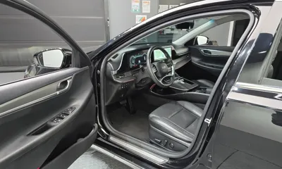Hyundai Grandeur 2022, 62313 км, за 15341.61 USD - фото 10