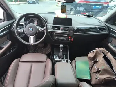 BMW 1 Series 2019, 64400 км, за 7186.13 USD - фото 10