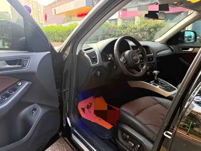 Audi Q5 2018, 80000 км, за 13213.4 USD