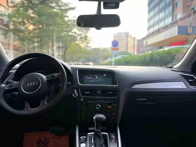 Audi Q5 2018, 80000 км, за 13213.4 USD - фото 8