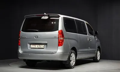 Hyundai Starex 2017, 116294 км, за 9318.59 USD