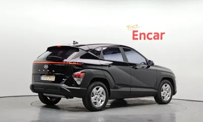 Hyundai Kona 2023, 15359 км, за 14503.3 USD