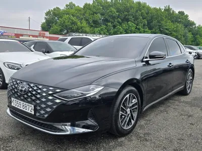 Hyundai Grandeur 2020, 208100 км, за 8450.88 USD
