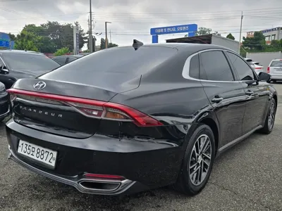 Hyundai Grandeur 2020, 208100 км, за 8450.88 USD