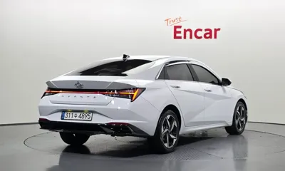 Hyundai Avante 2021, 20498 км, за 13784.95 USD