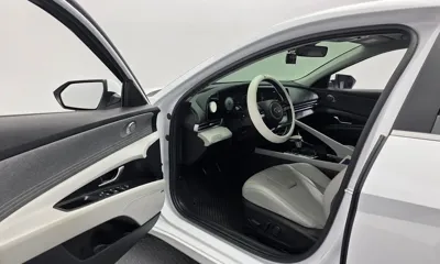 Hyundai Avante 2021, 20498 км, за 13674.54 USD - фото 10