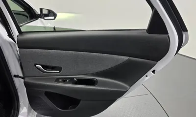 Hyundai Avante 2021, 20498 км, за 13674.54 USD - фото 25