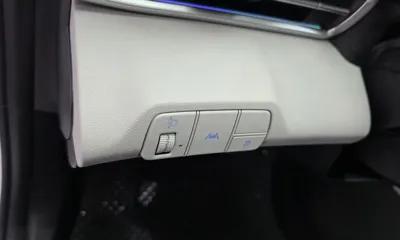 Hyundai Avante 2021, 20498 км, за 13674.54 USD - фото 28