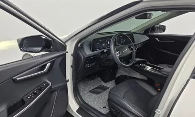 Kia EV6 2022, 76251 км, за 18149.9 USD - фото 10