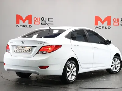 Hyundai Accent 2017, 92373 км, за 4485.47 USD