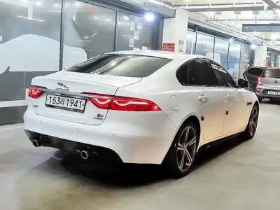 Jaguar XF 2016, 130517 км, за 7667.91 USD