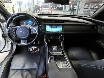 Jaguar XF 2016, 130517 км, за 7667.91 USD - фото 10