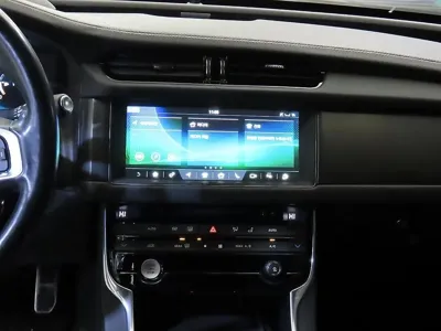 Jaguar XF 2016, 130517 км, за 7667.91 USD - фото 11