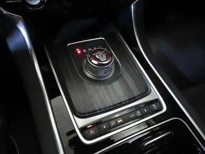 Jaguar XF 2016, 130517 км, за 7667.91 USD - фото 12