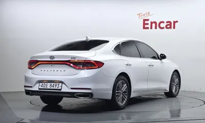 Hyundai Grandeur 2018, 138089 км, за 8336.62 USD