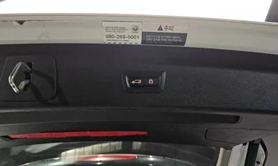 BMW X1 2021, 107063 км, за 14132.8 USD - фото 20