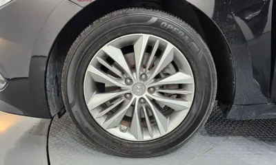 Hyundai Grandeur 2017, 142627 км, за 4726.27 USD
