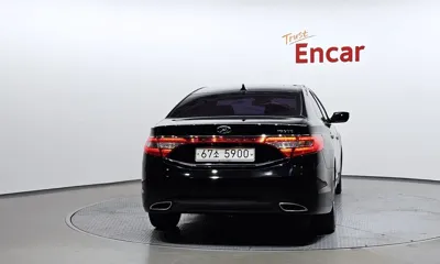 Hyundai Grandeur 2012, 142385 км, за 3875.46 USD