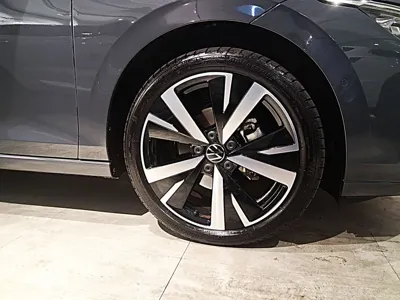 Volkswagen Golf 2025, 6645 км, за 23466.44 USD
