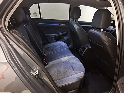 Volkswagen Golf 2025, 6645 км, за 23466.44 USD - фото 12