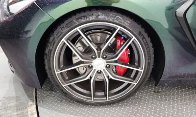 Genesis G70 2019, 60278 км, за 11429.32 USD