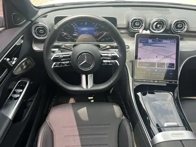 Mercedes-Benz C-Class 2023, 30000 км, за 27741.12 USD - фото 8