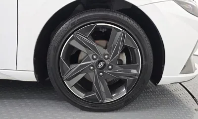 Hyundai Avante 2022, 85955 км, за 11324.67 USD - фото 21