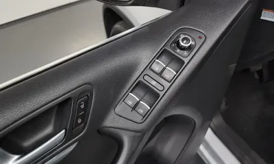 Volkswagen Tiguan 2015, 139901 км, за 5139.22 USD - фото 14