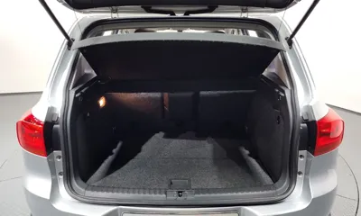Volkswagen Tiguan 2015, 139901 км, за 5139.22 USD - фото 20