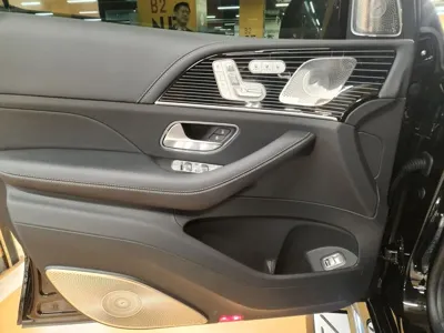 Mercedes-Benz GLS-Class 2024, 11000 км, за 154066.12 USD - фото 10