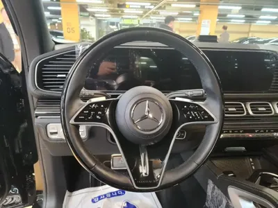 Mercedes-Benz GLS-Class 2024, 11000 км, за 154066.12 USD - фото 11